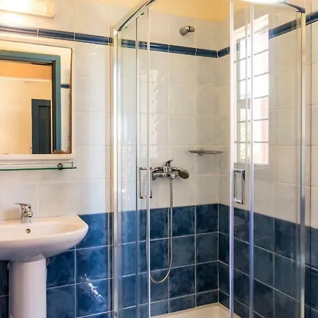 Akti By Konnect Apartment Barbati